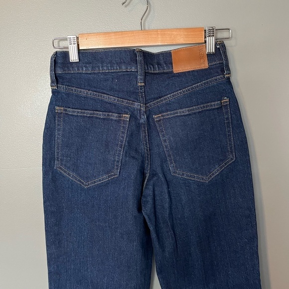 J. Crew 90’s High Rise Classic Straight Fit Jean in Rinse Wash - Picture 7 of 12